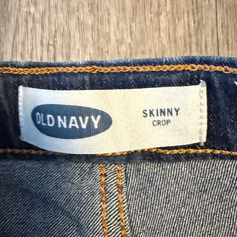 Old Navy Dark Blue Cropped Raw-Hem Jeans